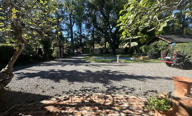 Estupenda Casa Estilo Colonial en el Barrio Los Naranjos - Ingeniero Maschwitz