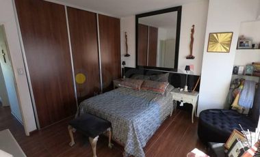 Hermoso dúplex frente a Plaza Conesa con vista única!!