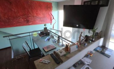 Hermoso dúplex frente a Plaza Conesa con vista única!!