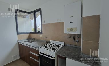 Depto en ALQUILER - 1 dormitorio y 2 balcones al frente