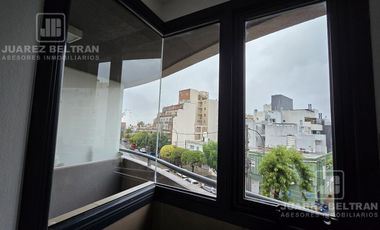 Depto en ALQUILER - 1 dormitorio y 2 balcones al frente