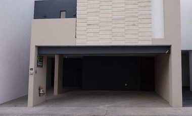 CASA EN VENTA EN LOMAS DE CHAPULTEPEC