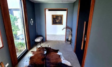 VENTA CASA  EN UNA PLANTA, A LA LAGUNA CON MUELLE PROPIO, PUERTOS DEL LAGO