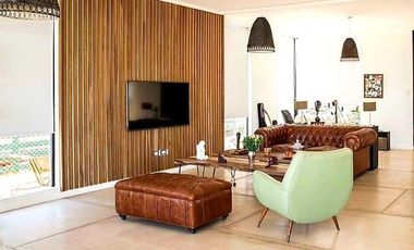 VENTA CASA  EN UNA PLANTA, A LA LAGUNA CON MUELLE PROPIO, PUERTOS DEL LAGO