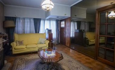 Importante Casa de 3 lotes en Banfield Este