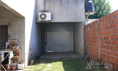 Casa en el Jaguel a mts de Pedro Dreyer