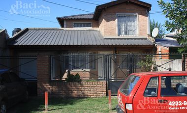 Casa en el Jaguel a mts de Pedro Dreyer