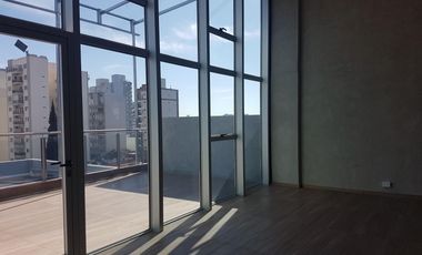 Oficina de Categoria en Banfield Este