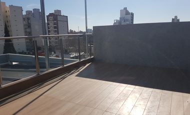 Oficina de Categoria en Banfield Este