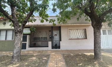 CASA 4 DORMITORIOS EN PLANTA BAJA