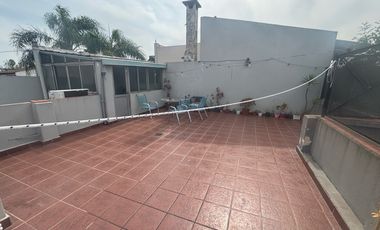 CASA 4 DORMITORIOS EN PLANTA BAJA