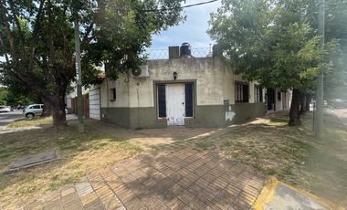 CASA 4 DORMITORIOS EN PLANTA BAJA