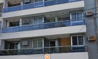 Excelente dpto con cochera y patio propio en Cofico