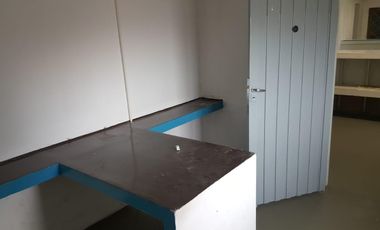 Galpón 560 mts2 en lote de 2500 mts,  en cercanías de la estación YPF y la ruta 65