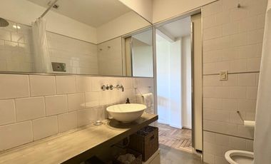 Alquiler monoambiente luminoso al frente, corto o largo plazo- RETIRO.