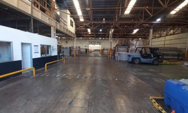 Excelentes naves industrial de 4315 m2 cubiertos en Hurlingham