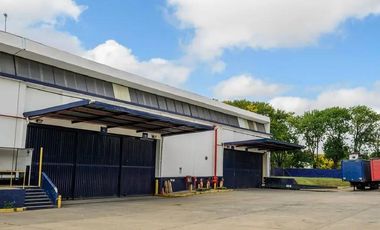 Excelentes naves industrial de 4315 m2 cubiertos en Hurlingham