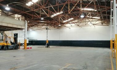 Excelentes naves industrial de 4315 m2 cubiertos en Hurlingham