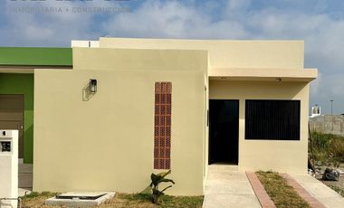 Casa en Venta en Residencial Ciudad Natura Villa de Alvarez Colima