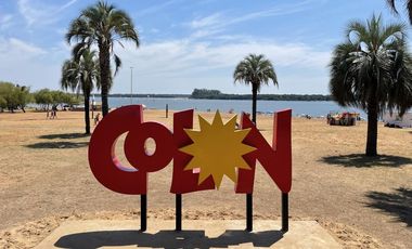 Local comercial en pleno Centro de Colón Entre Ríos pegado Shopping