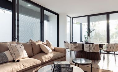 Departamento en zona Country, entrega inmediata