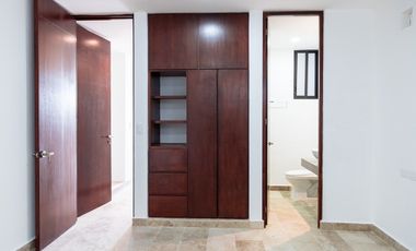 Departamento en zona Country, entrega inmediata