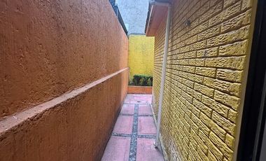 SE RENTA CASA DUPLEX PIRULES (LOMA AZUL)