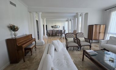 Casa en Abril Club De Campo