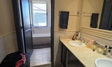 Casa en Abril Club De Campo