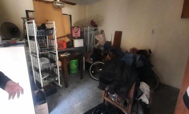 Local y casa en venta en Temperley Este frente a la estacion, ideal comercial