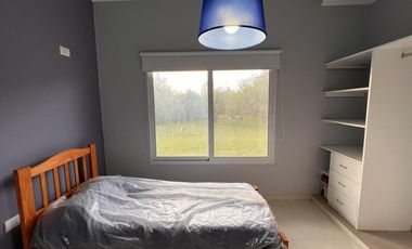 Casa 3 dormitorios con importante lote en Colón