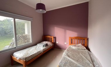 Casa 3 dormitorios con importante lote en Colón