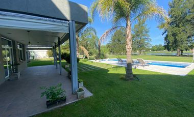 Casa en  FINCAS DE SAN VICENTE CHACRAS