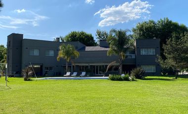 Casa en  FINCAS DE SAN VICENTE CHACRAS