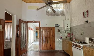 Casa multifamiliar en venta en Avellaneda