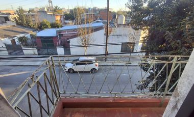 PH en venta planta alta