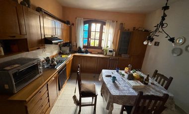 LOCAL Y CASA A LA VENTA