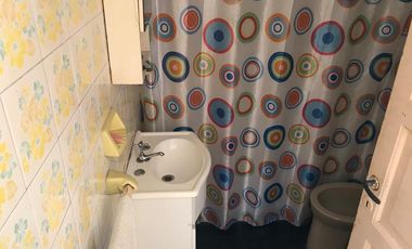 Casa de 2 ambientes a la venta con gran Lote - Munro