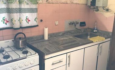 Casa de 2 ambientes a la venta con gran Lote - Munro