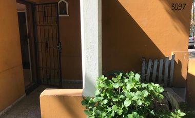 Casa de 2 ambientes a la venta con gran Lote - Munro