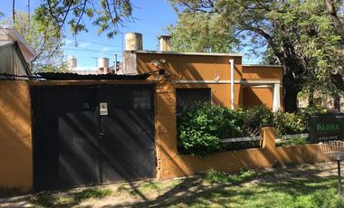 Casa de 2 ambientes a la venta con gran Lote - Munro