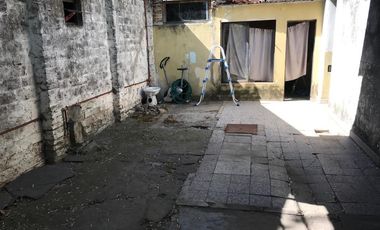 Casa de 2 ambientes a la venta con gran Lote - Munro