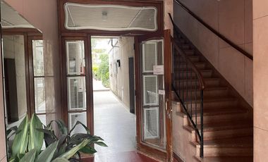 PH en Venta en Florida. Flexible, Sin Expensas, Patio Propio