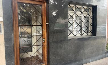 PH en Venta en Florida. Flexible, Sin Expensas, Patio Propio