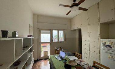 PH en Venta en Florida. Flexible, Sin Expensas, Patio Propio