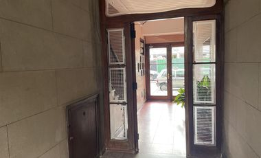 PH en Venta en Florida. Flexible, Sin Expensas, Patio Propio