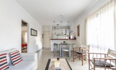 Departamento de 3 ambientes con  dos cocheras en venta en Pinamar