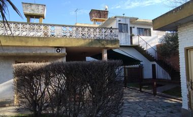 Local Garin-Centro Deposito  Departamento  3 ambientes Departamento 5 ambientes-Escobar-Inversion