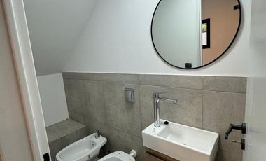 Casa duplex 3 ambientes, en Benavidez,  VENTA excelente  calidad constructiva