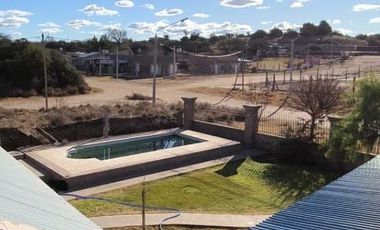 Casa en venta 4 dormitorios 3 baños cochera quincho en zona quinta con pileta